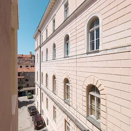 Apartamento Marilla *
