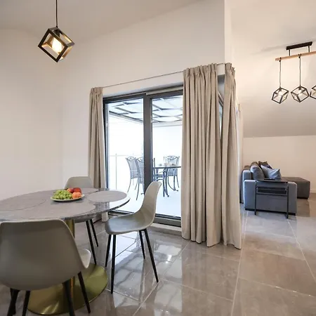 公寓 Marilla 扎达尔