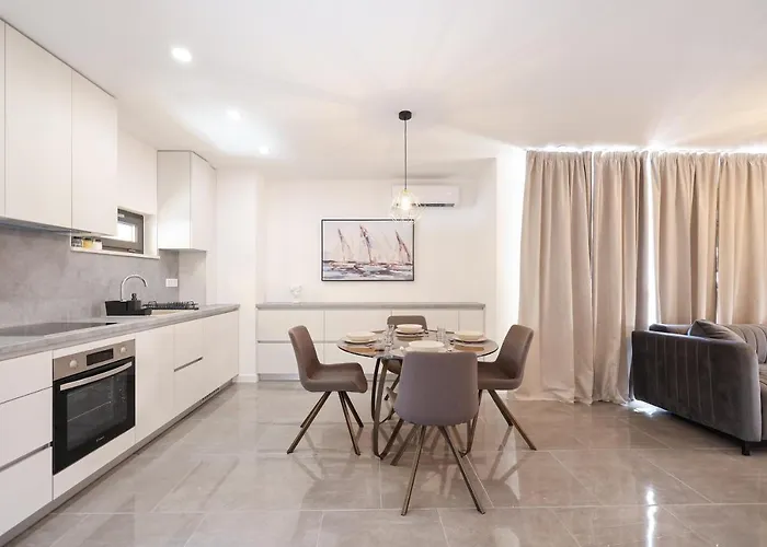 Marilla Ζαντάρ